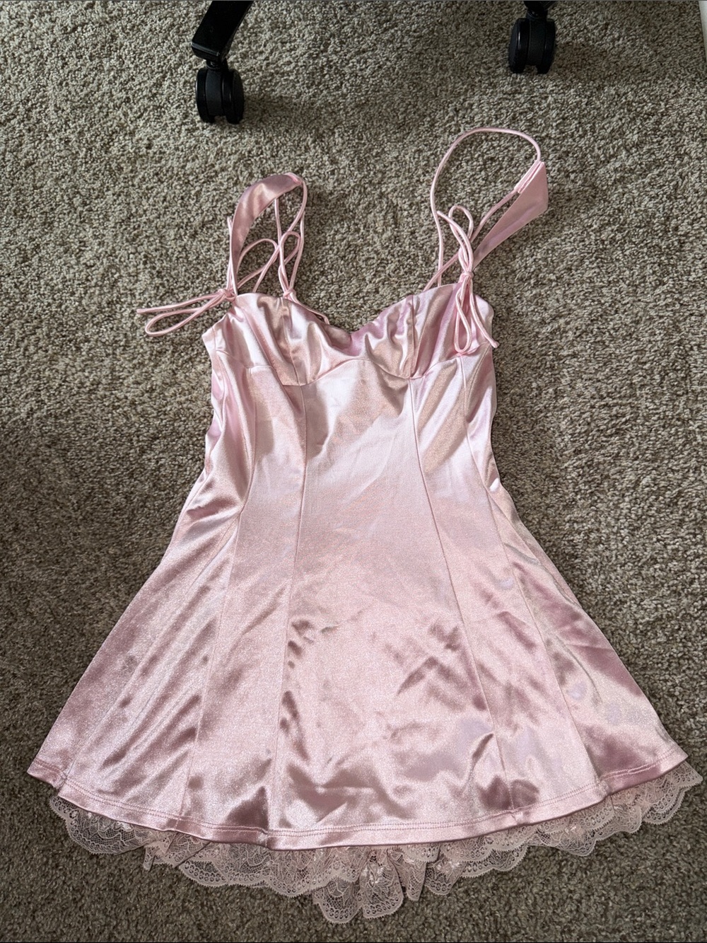 Lucy in the Sky Pale Pink Satin Lace-Trim Chemise - Picture 1 of 2